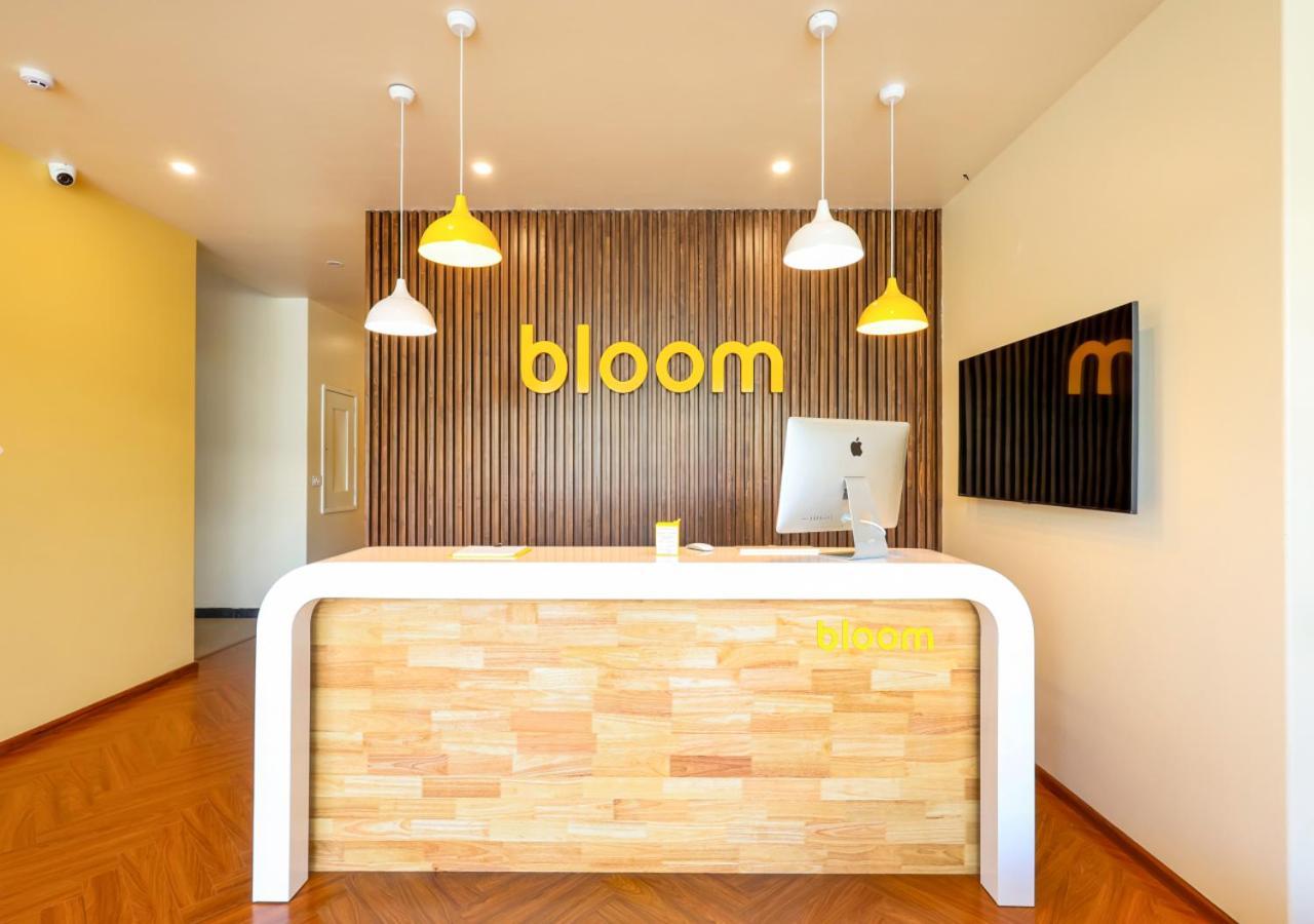 Bloom Hotel - Golf Course Road, Sector 43 غورغاون المظهر الخارجي الصورة
