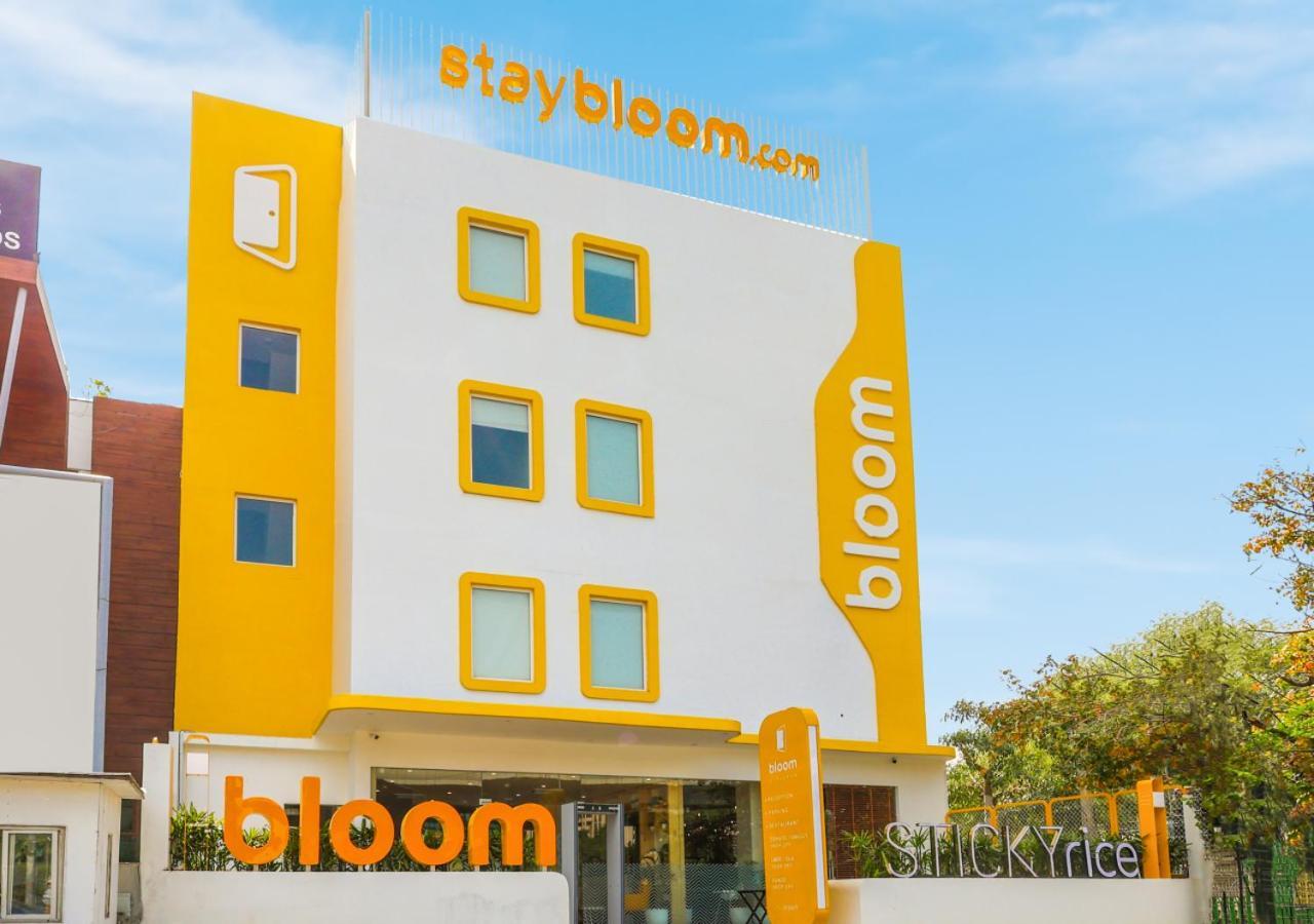 Bloom Hotel - Golf Course Road, Sector 43 غورغاون المظهر الخارجي الصورة