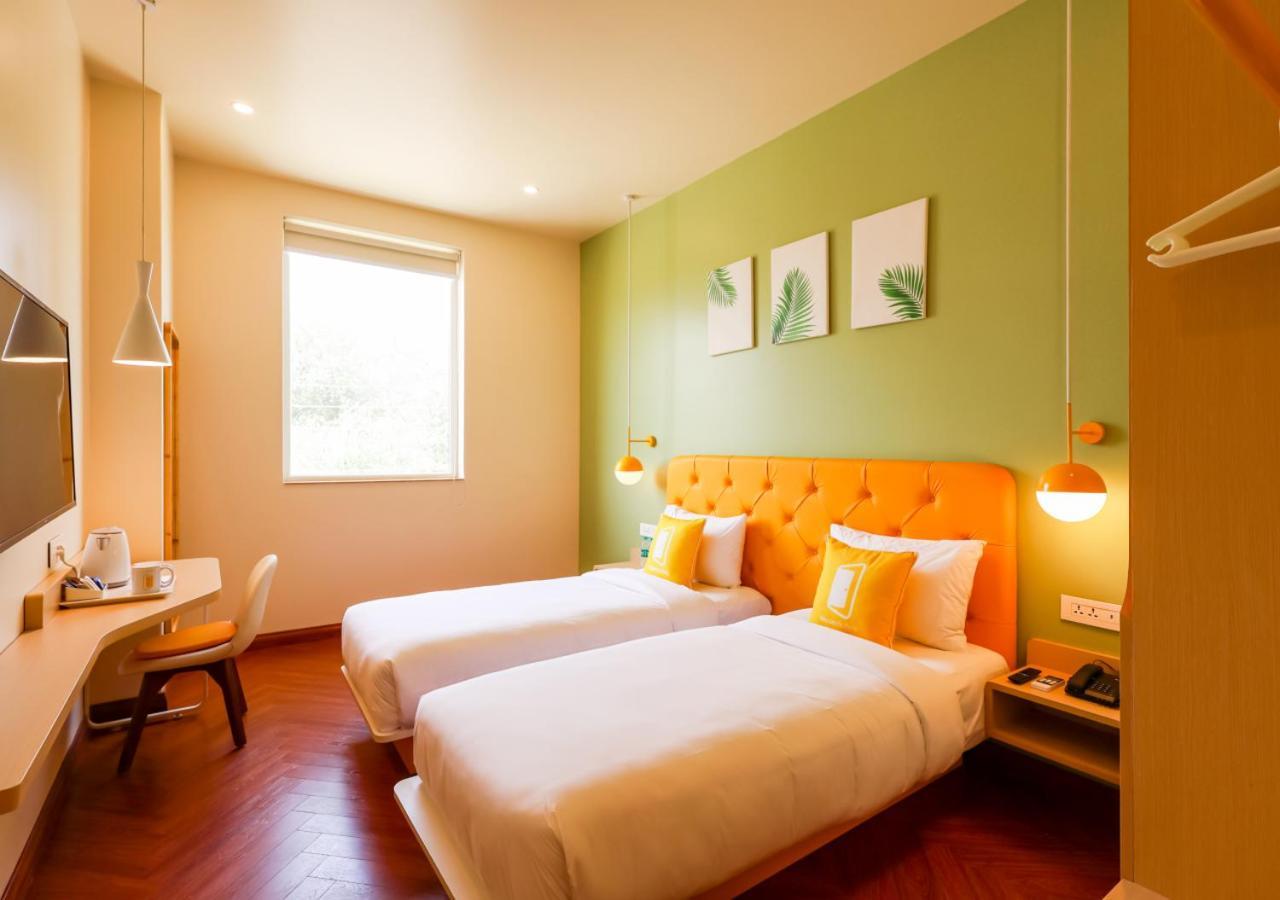 Bloom Hotel - Golf Course Road, Sector 43 غورغاون المظهر الخارجي الصورة